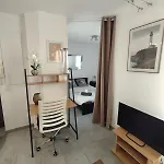 Essential Near Stadium Air Conditioning Et Private Parking דירה טולוז