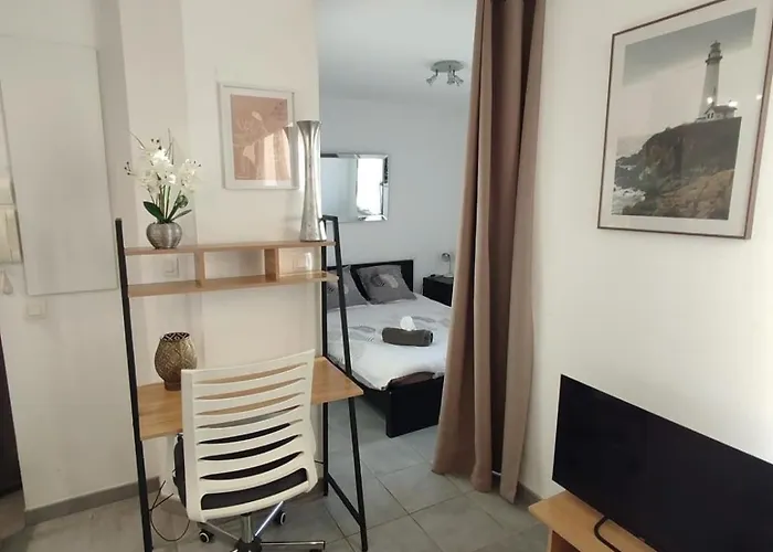 Essential Near Stadium Air Conditioning Et Private Parking Appartement Toulouse