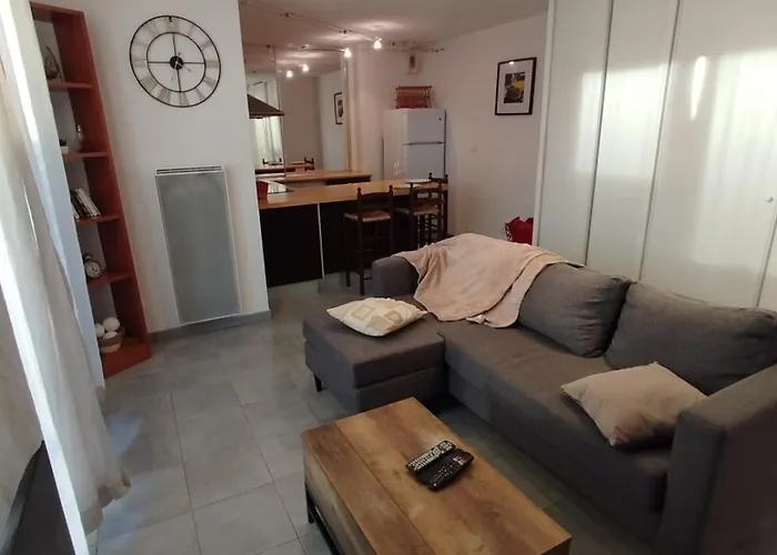 Essential Near Stadium Air Conditioning Et Private Parking Appartement Toulouse